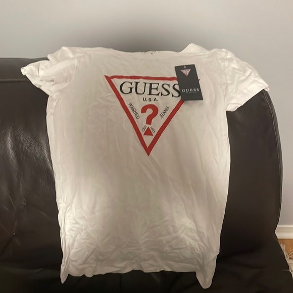 Guess Women’s White T-Shirt - Picture 1 of 3
